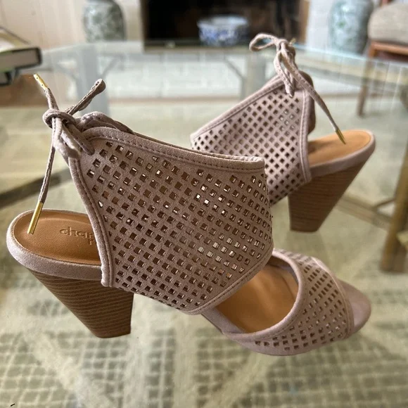 Charlotte Russe Women's Beige Wedges - Picture 2 of 10